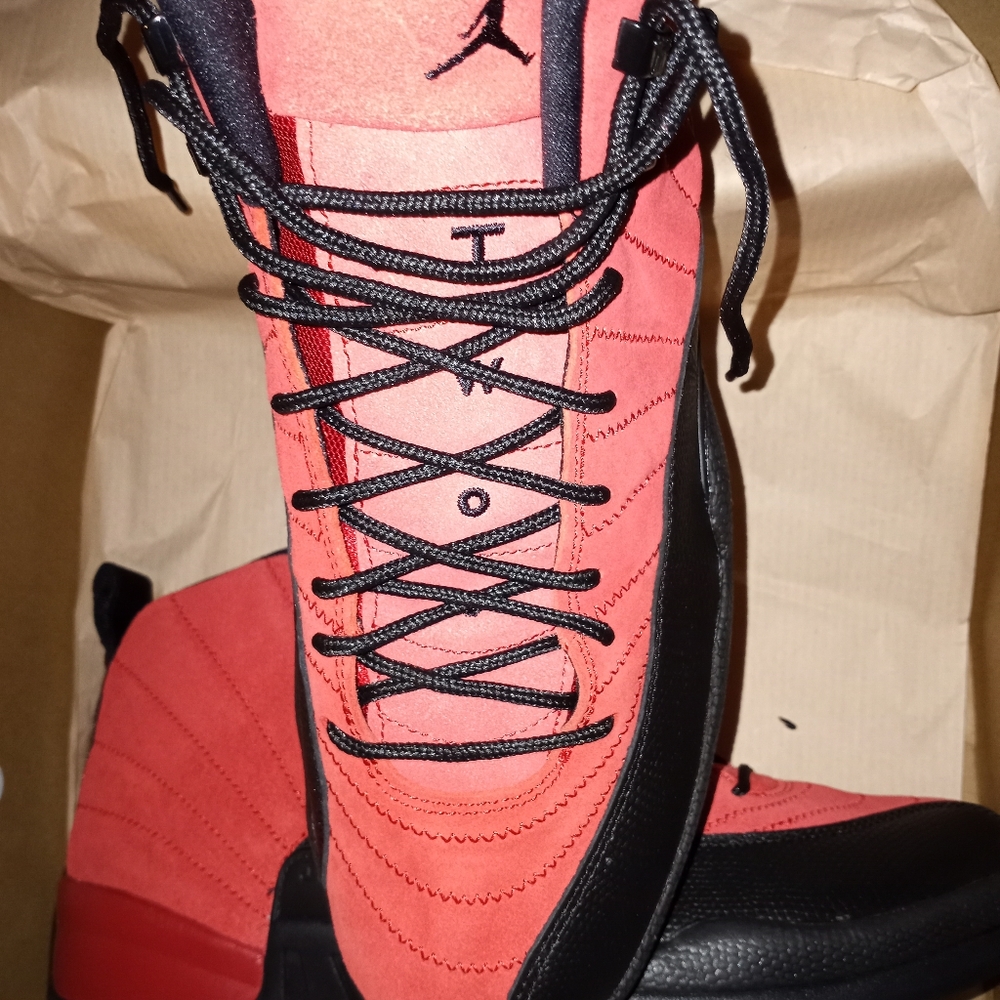 Air Jordan - Picture 7 of 10
